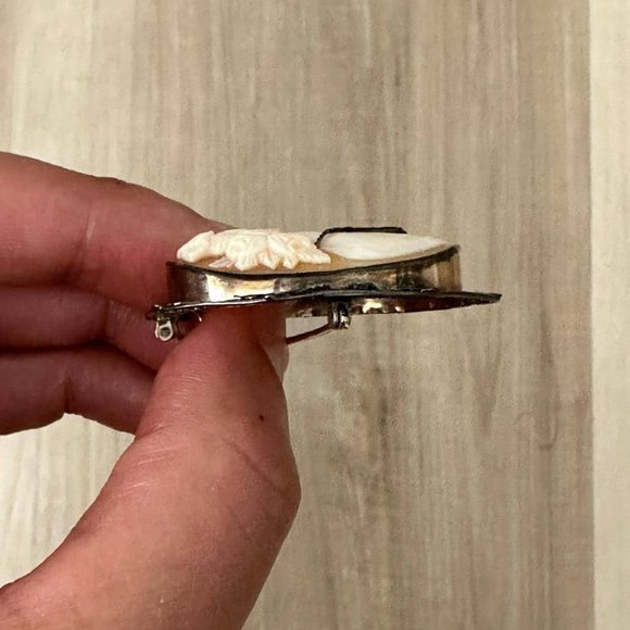 Vintage 1950's Victorian Lady Cameo Pin/Brooch Pendant - Picture 14 of 16